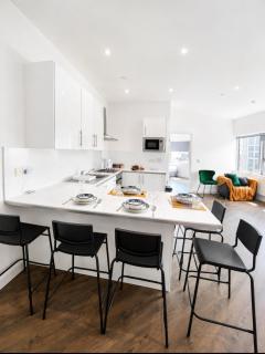 Two bedroom two bathroom at Croydon city center - 4