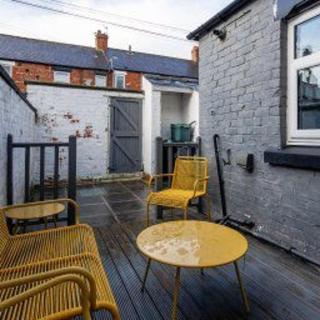 Darlington - House - Sleeps 6 - Central Location - 8