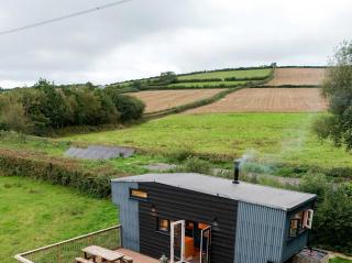 2BR Tiny House Escape in Devon - 1