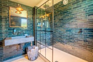 Wilder Retreats - A Frame Cabins - 7
