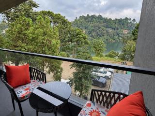 Lake Hill Suites - 4