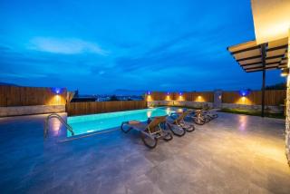 Stylishly Designed Villa with Private Pool - 6