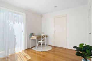 Fully airconditioned, pet friendly, 5mins to beach - 1