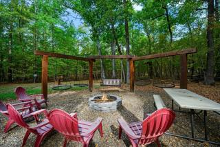 Kickin' Back - Secluded Cabin - 0