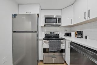 1BHK Private, Kitchen & In suite laundry - 3