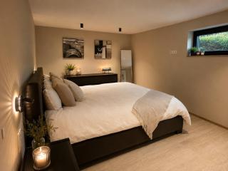 Charming apartment with pool and panoramic view - 7