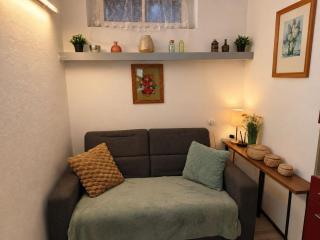Little Cozy Home near Diepoldplatz - 5