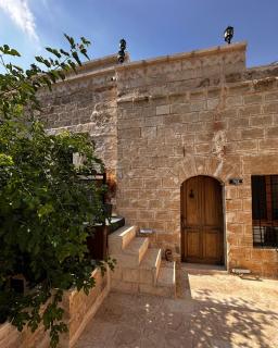 Marova Boutique Hotel - 3