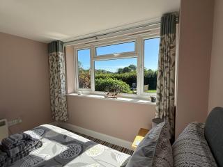 Greenbanks 2 Damerham Self Catering - 3