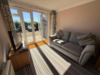 Greenbanks 2 Damerham Self Catering - 5
