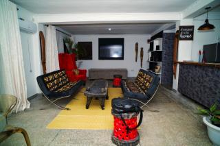 Sunset Villa at Forest Hill House - 5