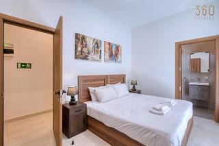 Sliema House with Roof Terrace and Maltese Balcony - 7