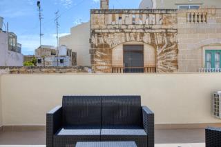 Sliema House with Roof Terrace and Maltese Balcony - 2