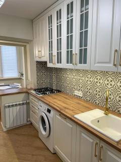 Provence 2-bedroom apartment in the city center - 6
