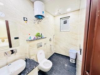 Mivaann villa 5 Min to Metro & Hubs - 9