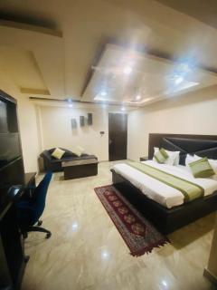 Hotel Grand Empire - 0