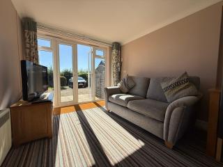 Greenbanks 2 Damerham Self Catering - 6