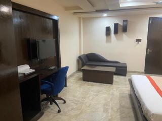 Hotel Grand Empire - 8