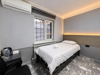 Rui Xue 2-Beds - 6