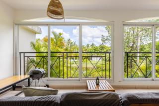 Bonita Village Beachfront Apt with Pool & Balcony - 2