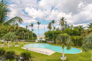 Bonita Village Beachfront Apt with Pool & Balcony - 0