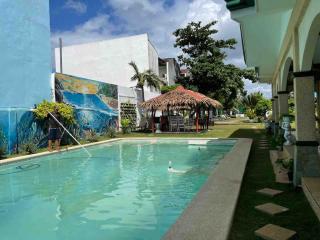House with private pool and extensive garden - 8