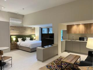 Wild Jordan Suites - 9