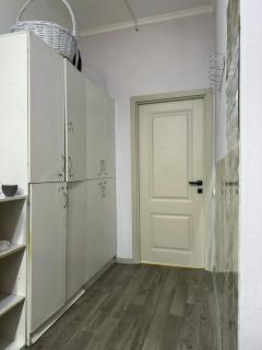 Super Hostel - 8