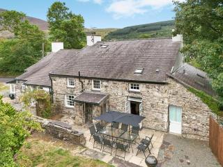 5 Bed in Betws Garmon oc-bibd - 0