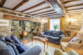5 Bed in Betws Garmon oc-bibd - 3