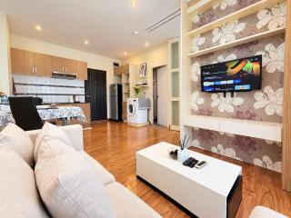 Promt condo - by May / 1BR apartment/ 5mins walked to Maya - 8