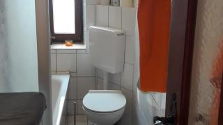 Schöne Altbauwohnung Zentral - 3