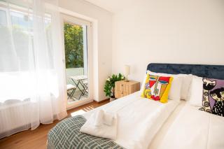 Urban Smart Living with balcony near Basel SBB & City Center - Special TRIO PICASSO 32 Apartment, up to 4 guests - Basilea - 9