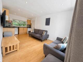 Waney Edge 1 | 2 Bed Chalet Sleeps 6 (Pet friendly) - 5