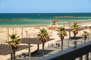 Trumpeldor 1 - Luxury Beach Apartments Hotel - By Vacay - 9