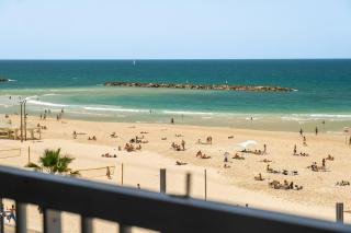 Trumpeldor 1 - Luxury Beach Apartments Hotel - By Vacay - 8