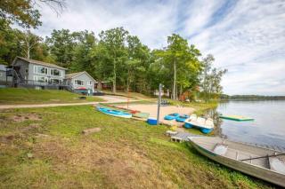 Lewiston 6 Bedroom Lakefront with Beach Retreat - 6
