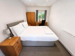 Waney Edge 6 | 2 Bed Chalet Sleeps 6 (Pet friendly) - 6