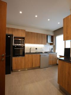 Top Floor 3BR Mar Mikhael 24 7 Power WiFi - 8