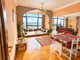 Nile Front 3BR Maadi Balcony & Stunning Views Jacuzzi in Select Units - 2