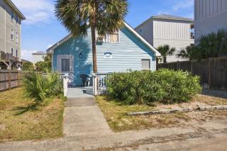 Cozy Cottage at the Beach 1104 - 9