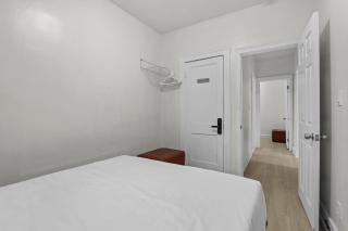 Cozy 3BR Detroit Home | Sleeps 8 | Self Check-in - 3