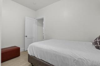Cozy 3BR Detroit Home | Sleeps 8 | Self Check-in - 1