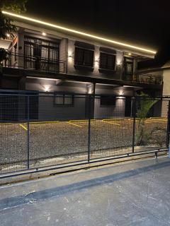 La Casa Flats - 6