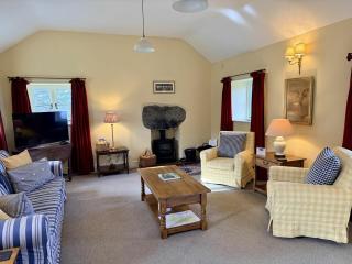 Ty Newydd - 9