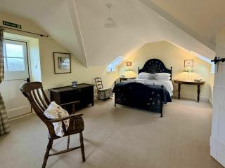 Ty Newydd - 5