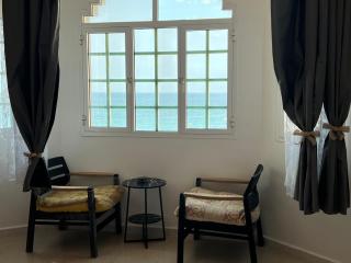 AAA Home Stay - 7