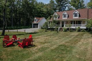 Clancy House - Cedar Hot Tub Sleeps 10 - 2