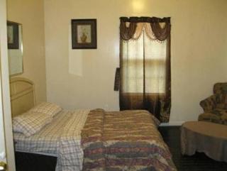 Comfort Suites Furnished Room - 2