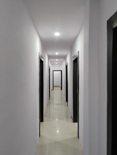 Hotel StaySafe Inn - 3